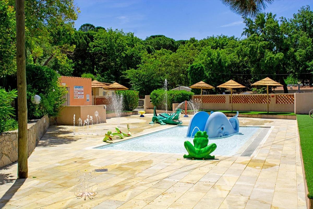 Bungalow Luxe 3 Chambres Surplombant Le Golf De St Tropez Gassin Bagian luar foto