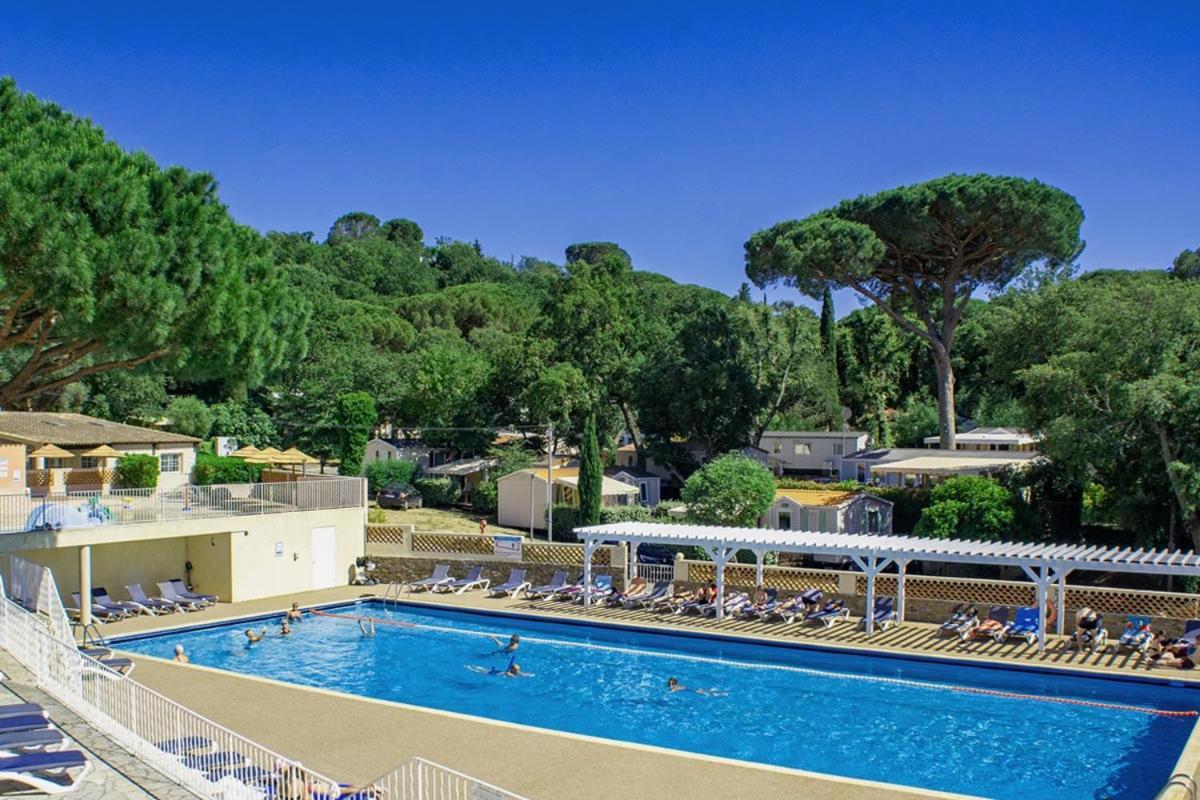 Bungalow Luxe 3 Chambres Surplombant Le Golf De St Tropez Gassin Bagian luar foto